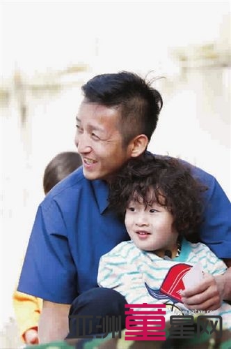 皱市明谈轩轩:他方式偏欧美化,喜欢姐姐因她漂亮