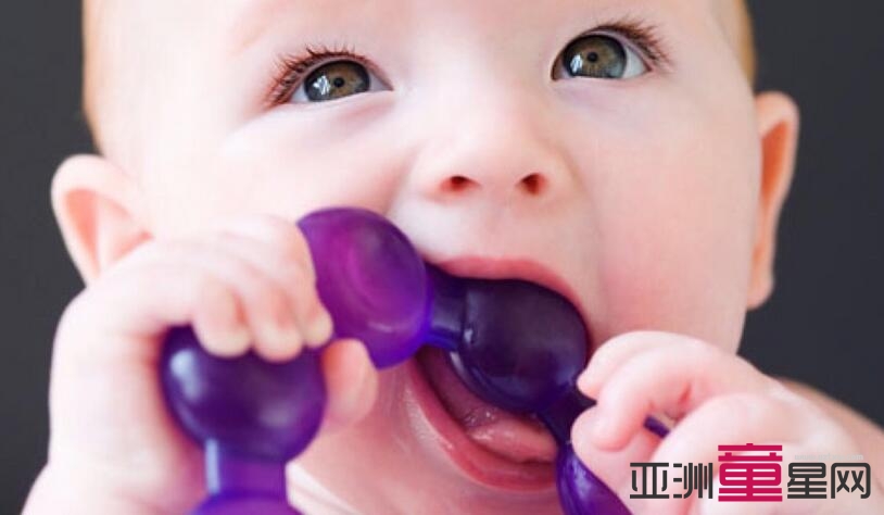 亲子：宝宝乳牙萌出时间差异的原因有哪些